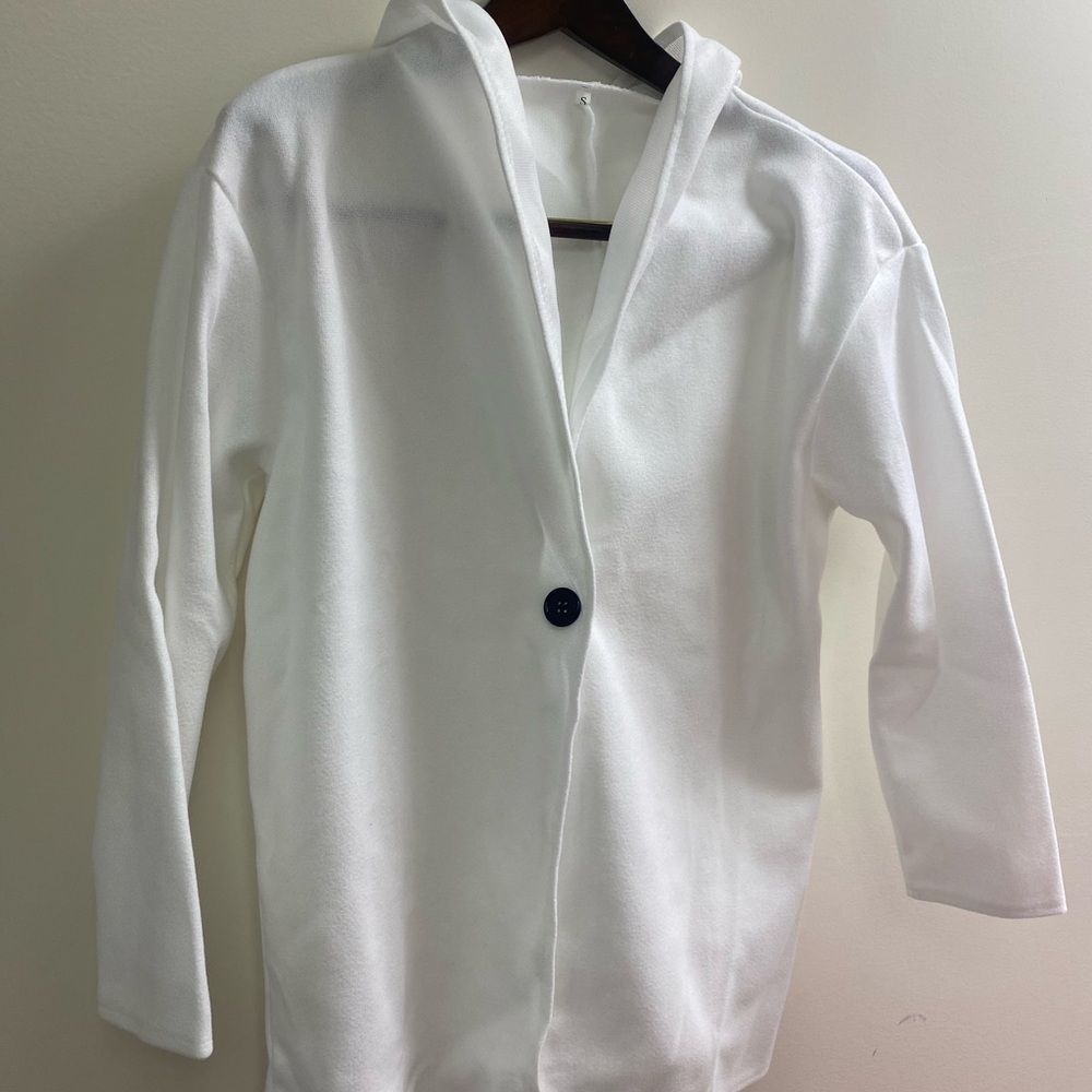 NWOT White Hooded Single-Button Jacket